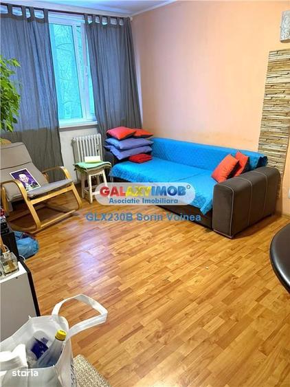 Apartament cu 3 camere semidecomandat, mobilat în Drumul Taberei