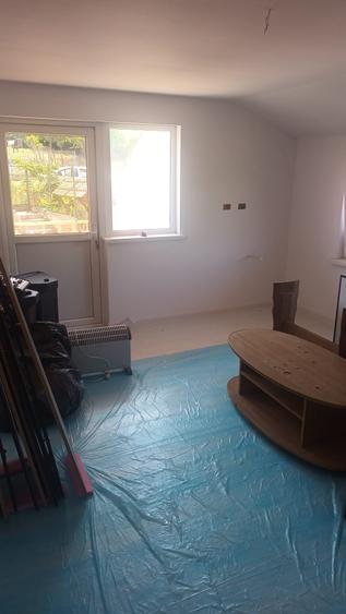 Casă individuală cu 4 camere cu Teren 250 Mp în Central