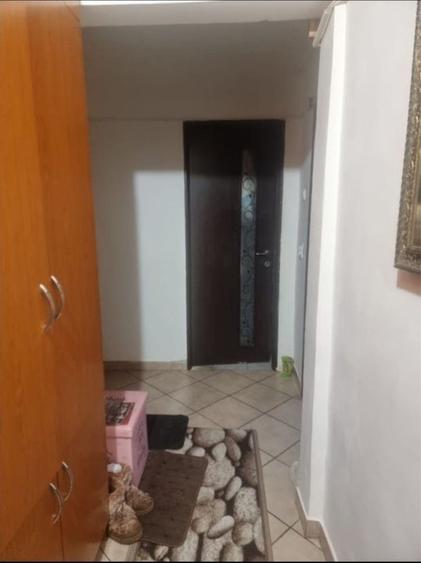 Apartament cu 2 camere decomandat în Dacia