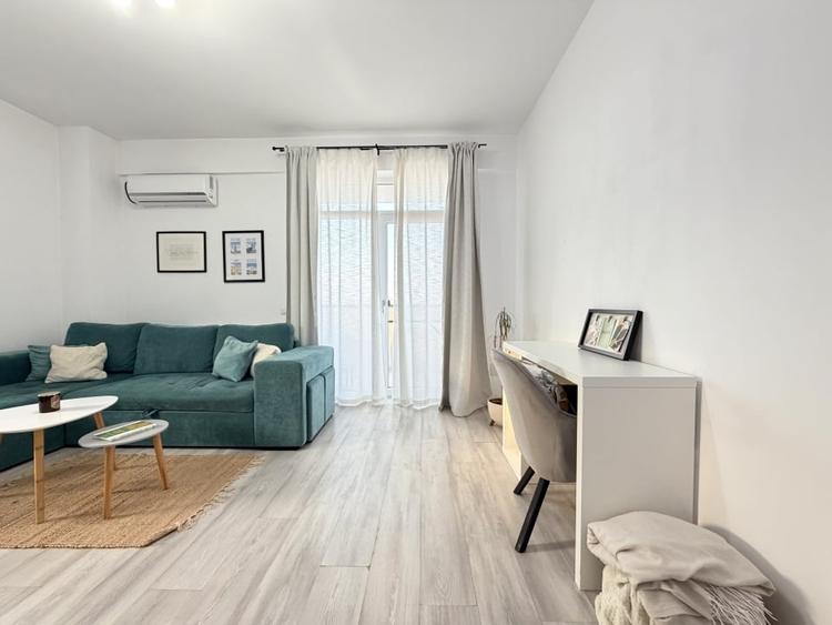 Apartament cu 2 camere decomandat, mobilat în Girocului