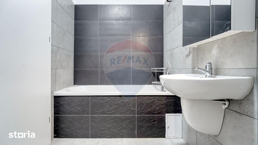 Casă cu 3 camere cu Teren 100 Mp în Sânpetru