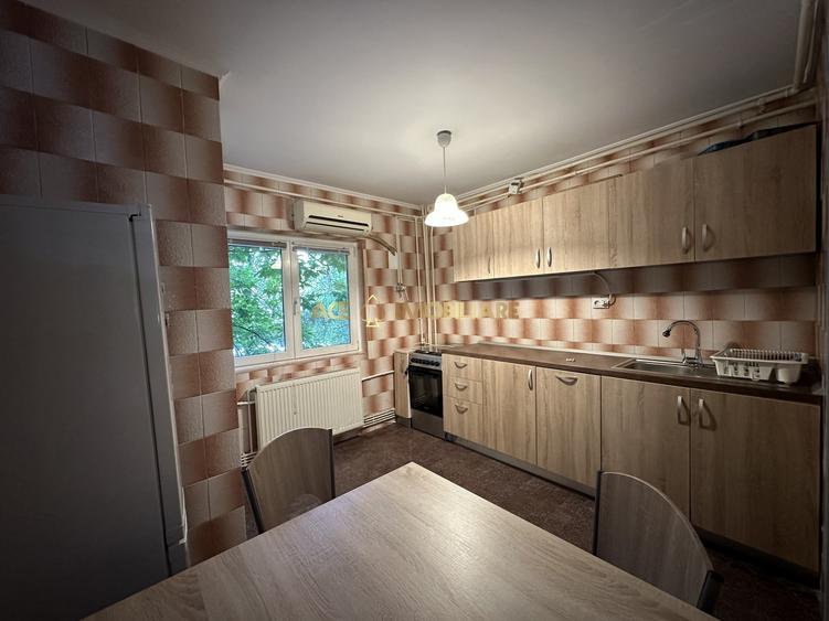 Apartament cu 2 camere decomandat, mobilat în Vitan