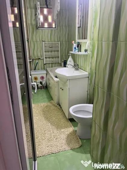 Apartament cu 2 camere semidecomandat în Km 4