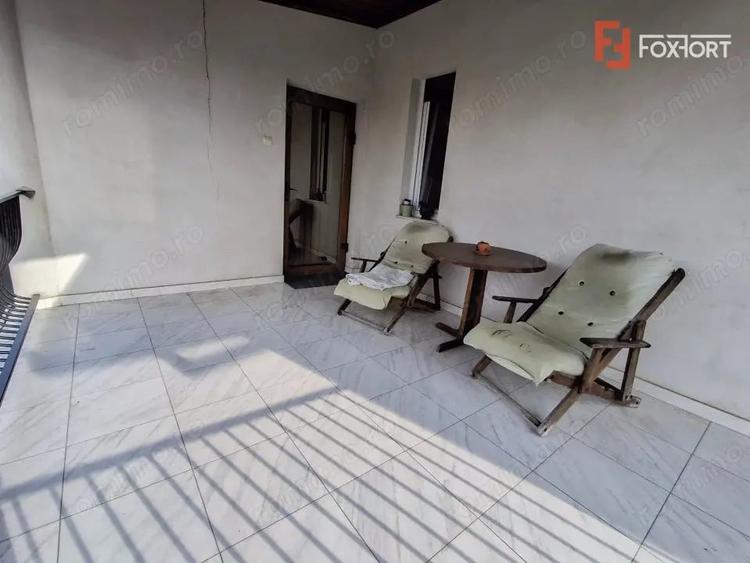 Apartament cu 3 camere decomandat, mobilat în Crișan