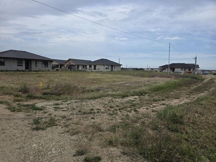Teren de 530 mp, în Sântandrei
