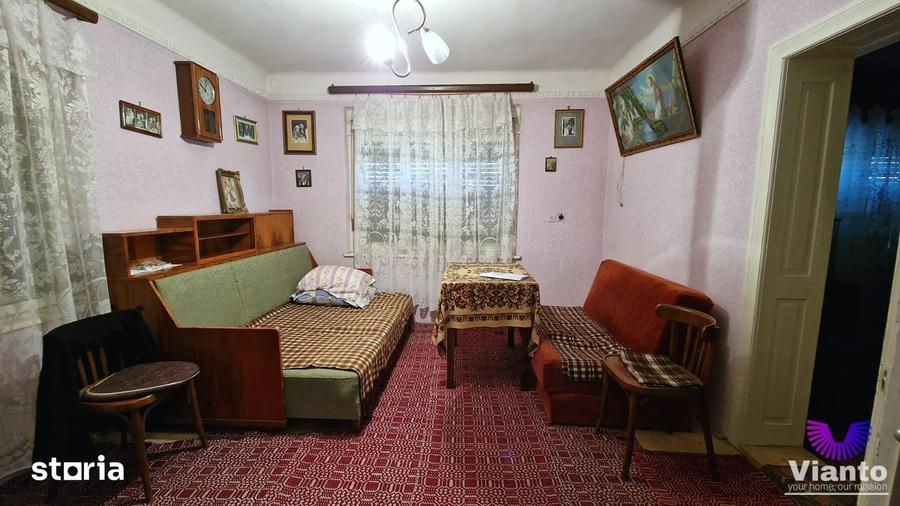 Casă cu 3 camere cu Teren 909 Mp în Poiana Sibiului
