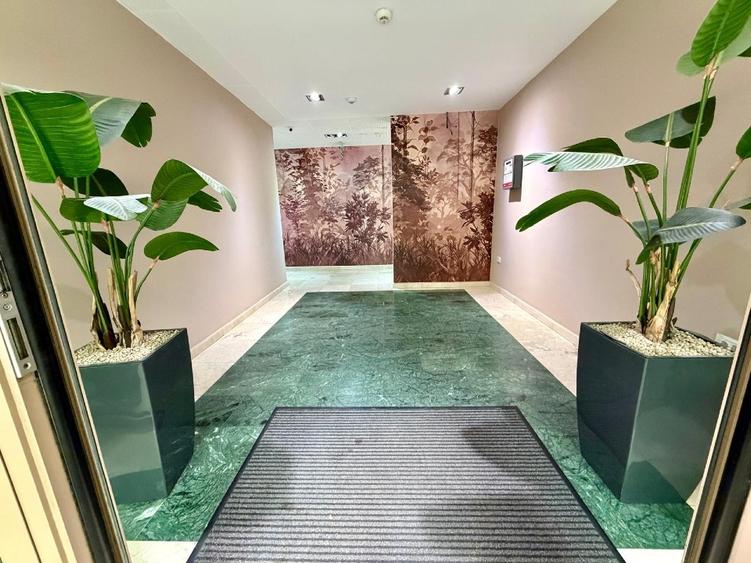 Apartament cu 3 camere semidecomandat, mobilat în Unirii