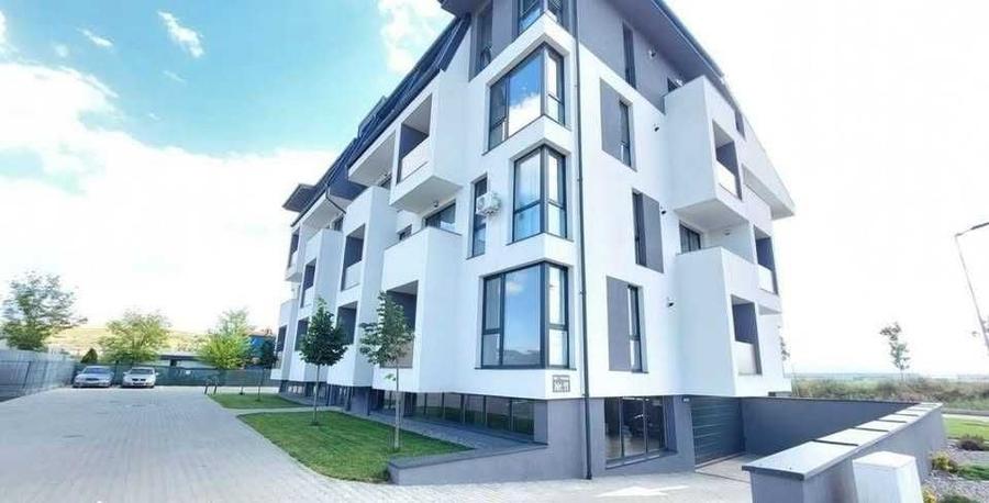 Apartament cu 2 camere semidecomandat în Sânnicoară