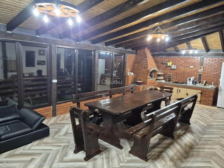 Casă cu 4 camere cu Teren 1500 Mp în Dragoslavele