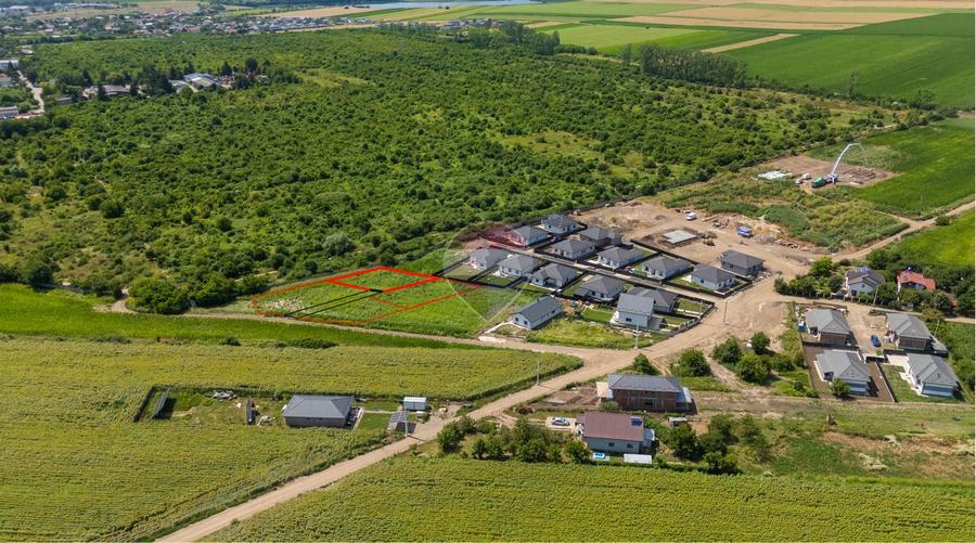 Teren Construcții intravilan de 500 mp, în Holboca