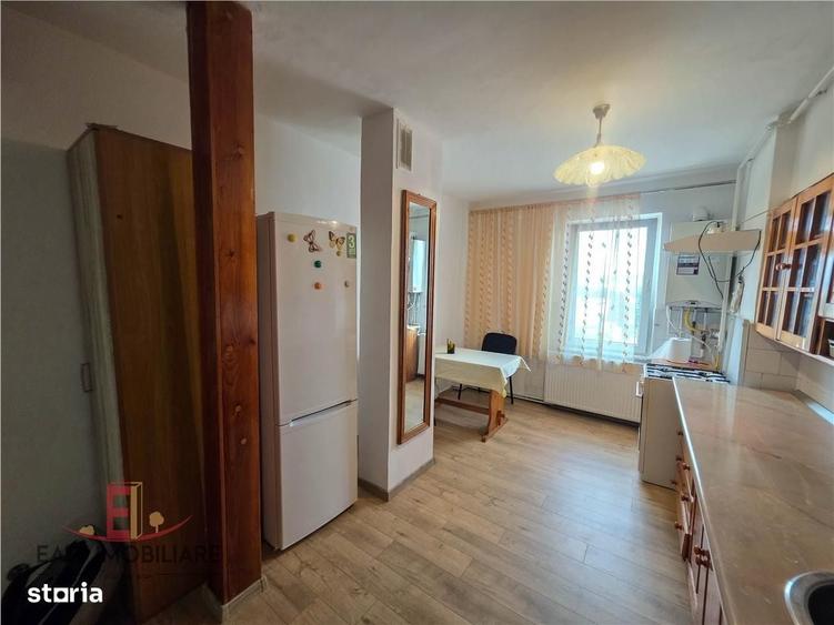 Apartament cu 2 camere decomandat în Lefaia