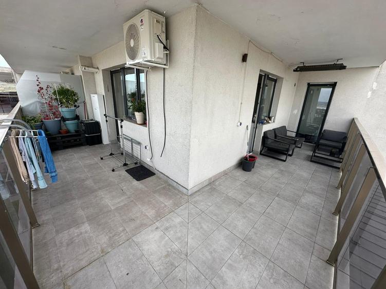 Apartament cu 2 camere semidecomandat în Mărăști