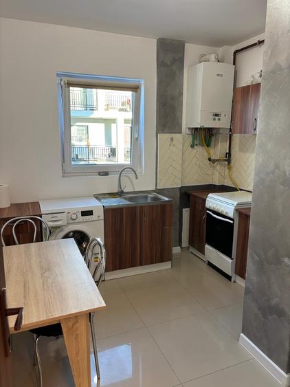 Apartament cu 2 camere decomandat în Zorilor