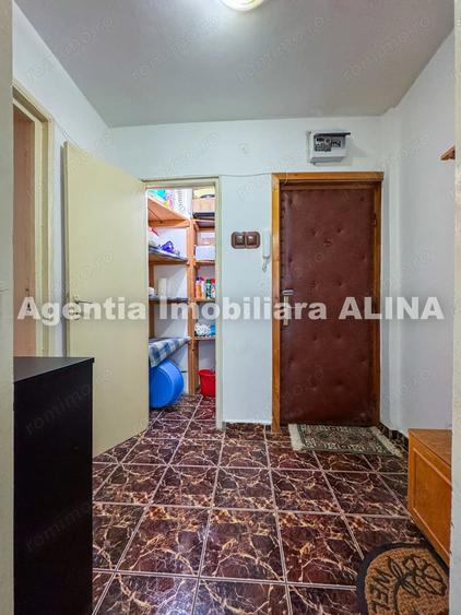 Apartament cu 2 camere decomandat în Minerul