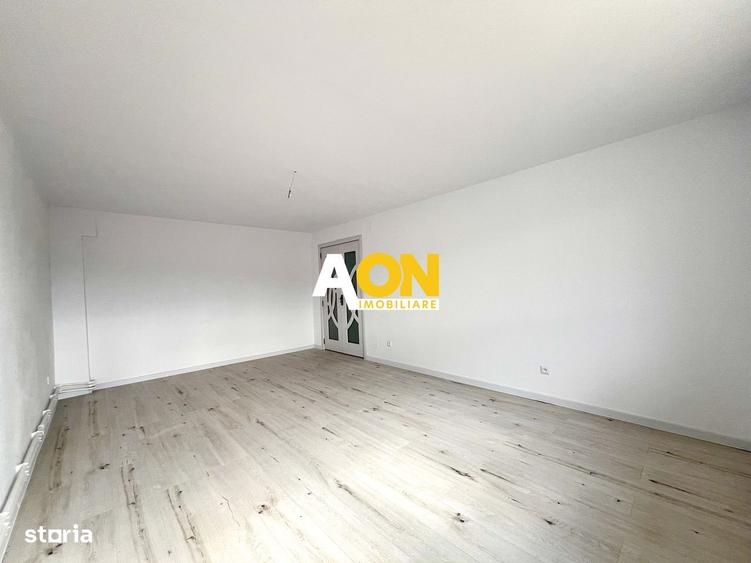 Apartament cu 4 camere decomandat în Cetate