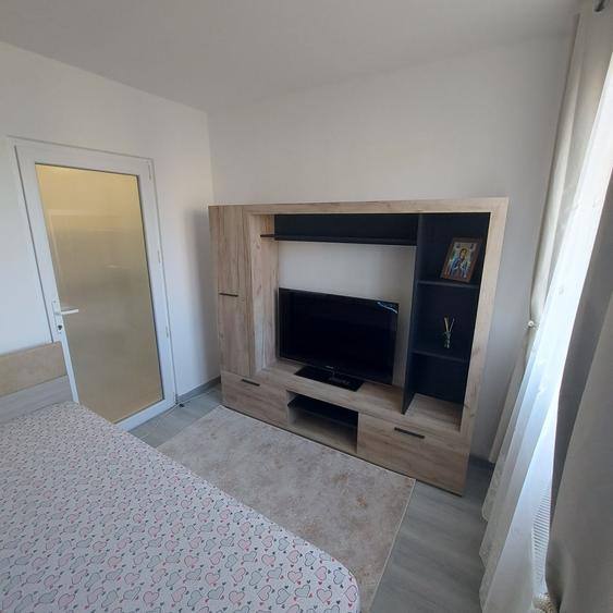 Apartament cu 2 camere nedecomandat în Rahova