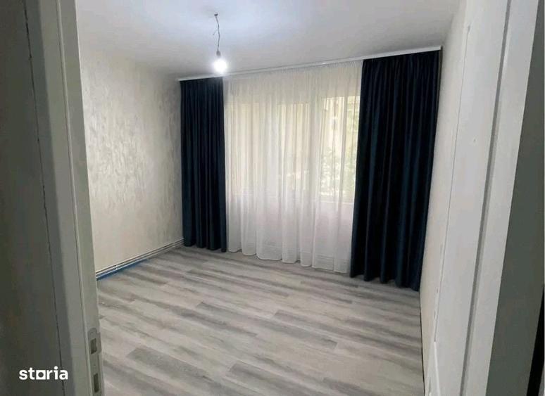Apartament cu 3 camere în Alexandru cel Bun