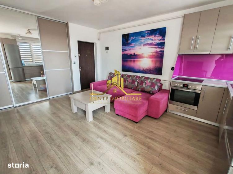 Apartament cu 2 camere semidecomandat, mobilat în Între Lacuri