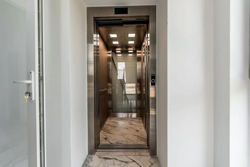 Apartament cu 2 camere decomandat în Subcetate