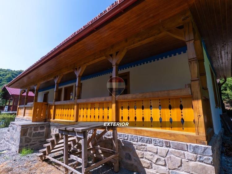 Casă individuală cu 4 camere cu Teren 242 Mp în Firiza