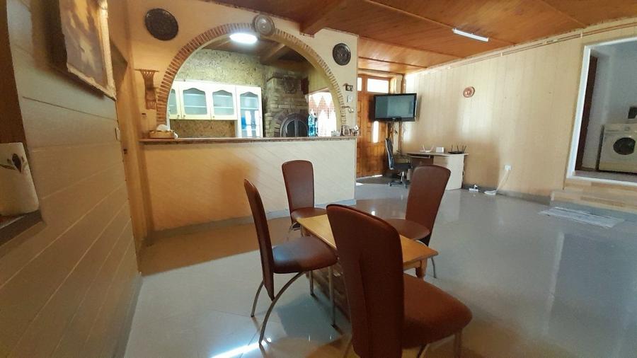Casă individuală cu 6 camere cu Canalizare în Lunca (Voinești)