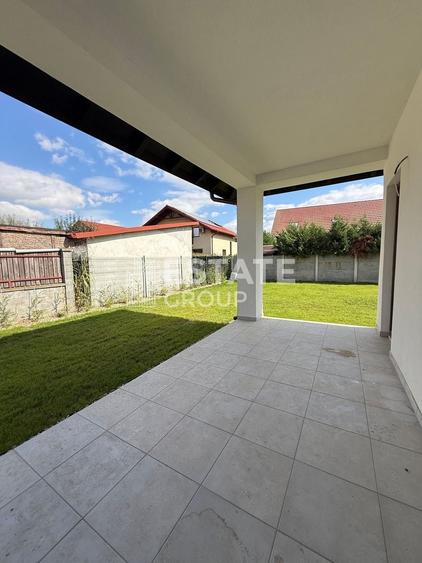 Duplex cu 4 camere cu Canalizare în Moșnița Nouă