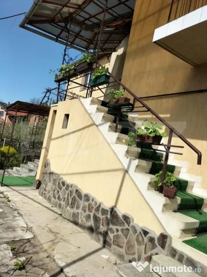 CASA IN CENTRU -REGHIN CU SPATIU COMERCIAL - 5