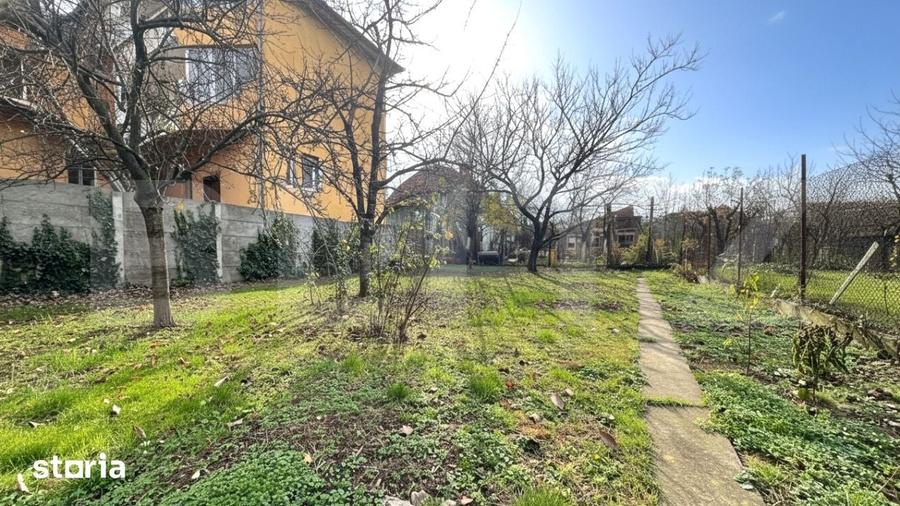 Casă cu 6 camere cu Teren 500 Mp în Iosia