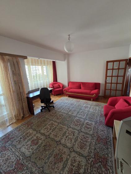 Apartament 3 camere Bld 21 Decembrie, et2/6, decomandat, parcare - 3