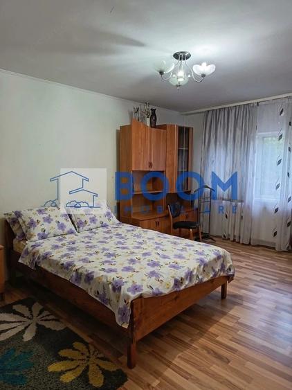 Apartament cu 3 camere decomandat în Căzănești (Râmnicu Vâlcea)