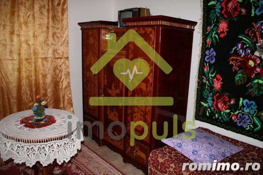 Casă cu 4 camere cu Teren 1100 Mp în Godeanu