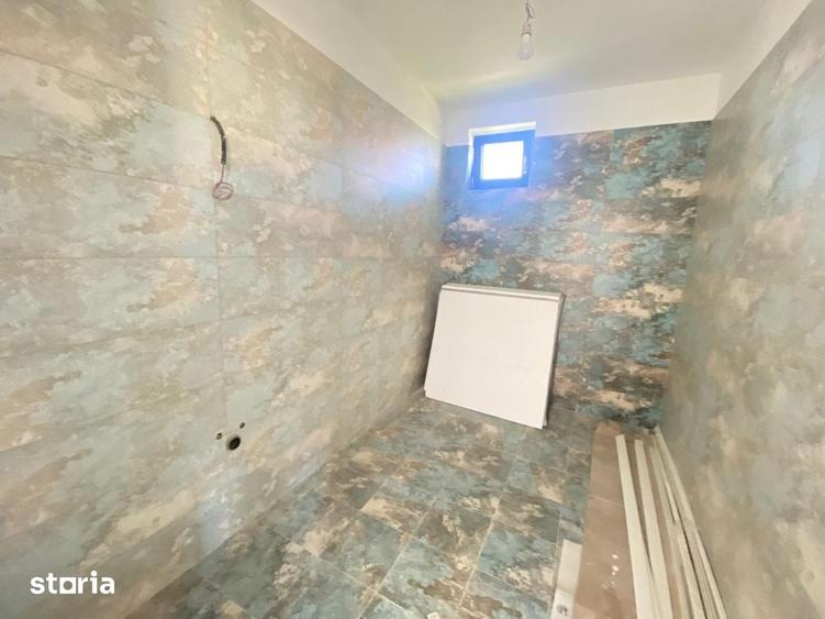 Casă cu 4 camere cu Teren 500 Mp în Sântandrei