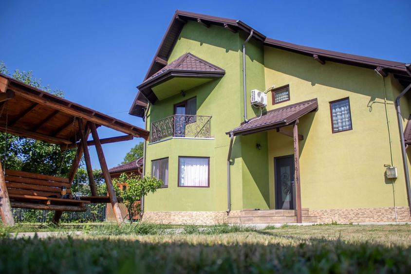 Casă cu 4 camere cu Teren 667 Mp în Bănești