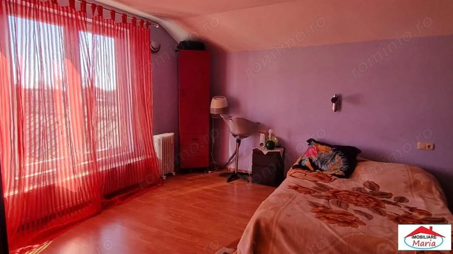 Casă cu 4 camere cu Teren 131 Mp în Păulești