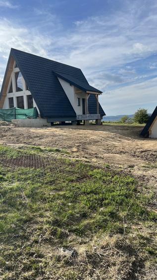 Casă cu 4 camere cu Teren 509 Mp în Glăjărie