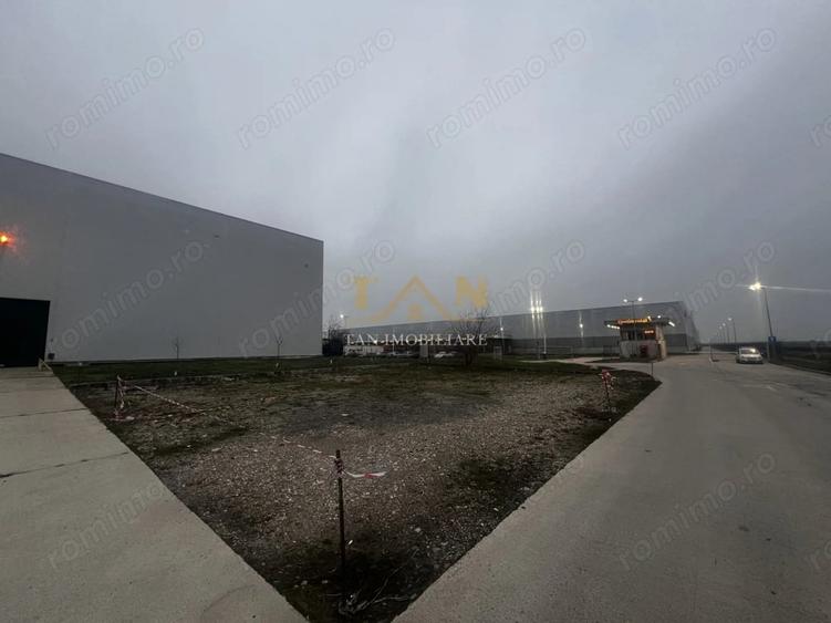 Spațiu comercial, de 3,045 mp, în Giarmata