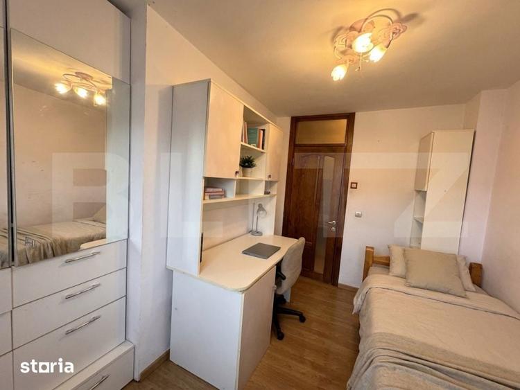 Apartament cu 3 camere semidecomandat în Rovine