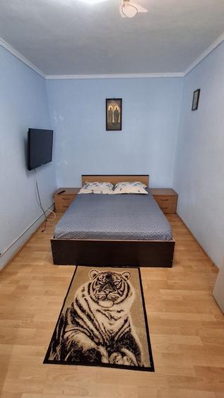 Apartament cu 2 camere semidecomandat în Războieni