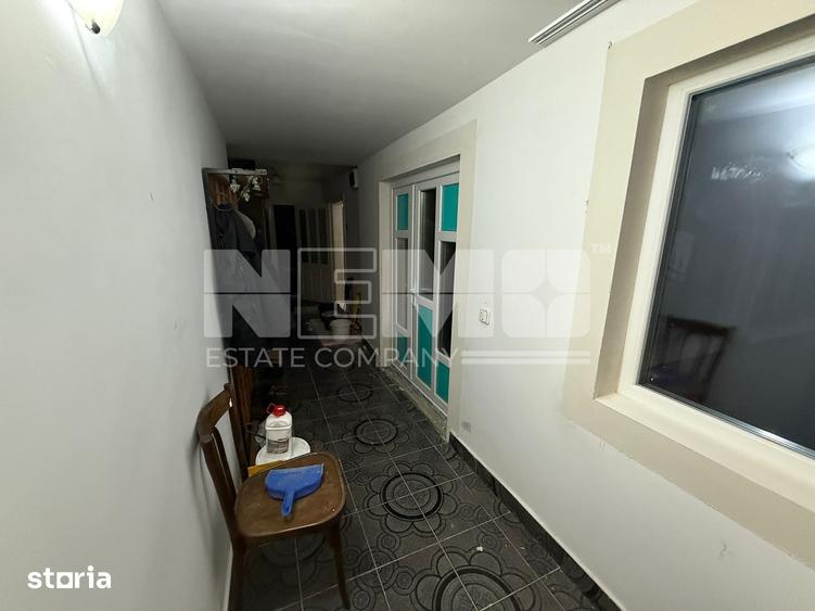 Casă cu 5 camere cu Teren 2000 Mp în Marginea
