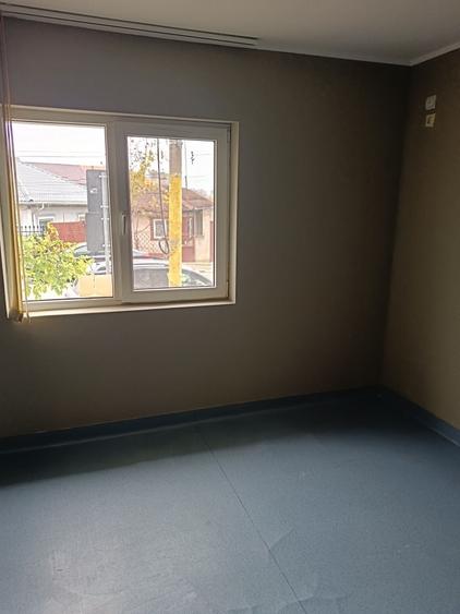 Apartament cu 4 camere decomandat în Ultracentral