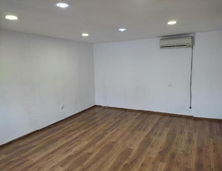 Spațiu comercial, de 60 mp, în P-ța Muncii