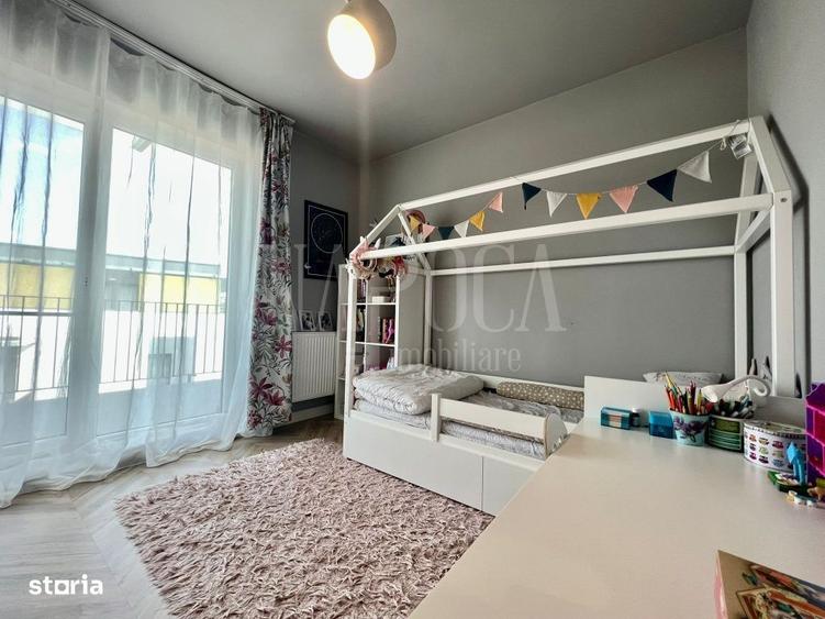Apartament cu 3 camere semidecomandat în Central