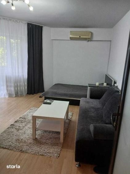 Garsonieră în Militari