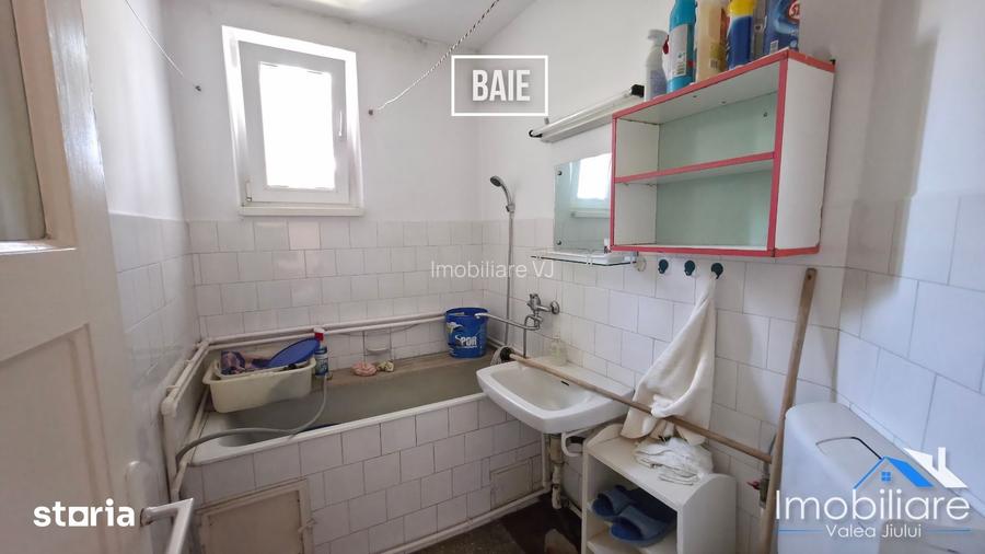 Apartament 2 camere Vulcan | Str. Nicolae Titulescu | Etaj 4/4