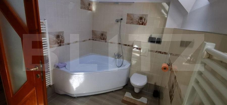 Casă individuală cu 5 camere cu Canalizare în Hărman