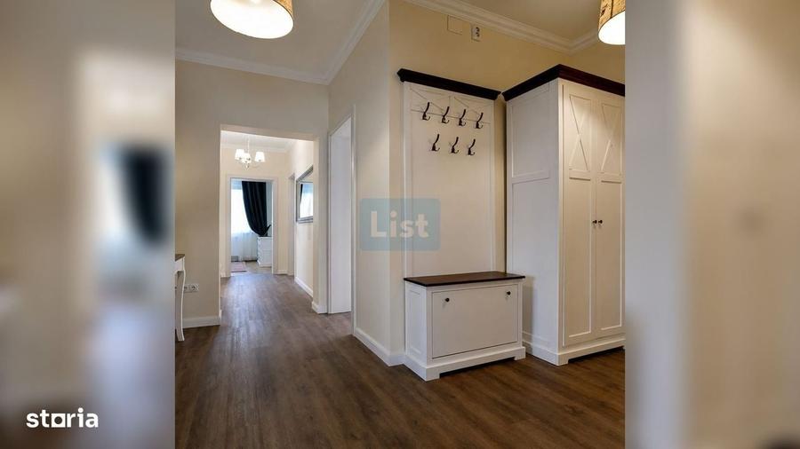 Apartament cu 4 camere în Central