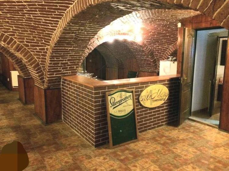 Spațiu comercial, de 100 mp, în Traian