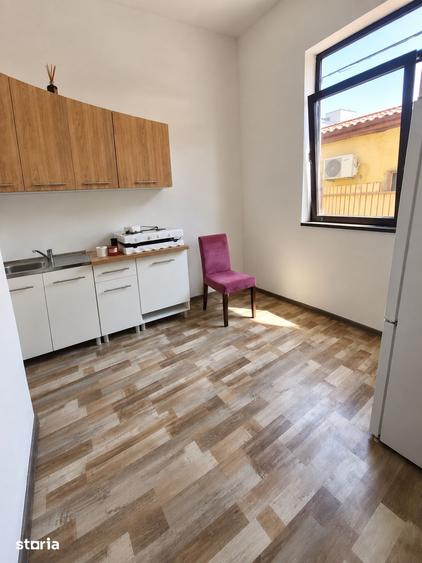 Apartament 2 camere/ Vila/ Curte/ Nou/ Renovat/ 5' Metrou Basarab - 1