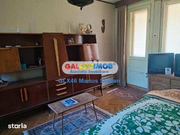 Casă cu 5 camere cu Teren 800 Mp în Bărbulețu
