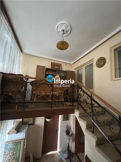 Duplex cu 3 camere cu Canalizare în Păcurari